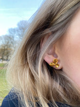 Charger l&#39;image dans la galerie, Boucles d’Oreilles Fleurs d’Iris
