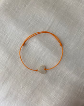 Charger l&#39;image dans la galerie, Bracelet Coeur nacré Solitaire
