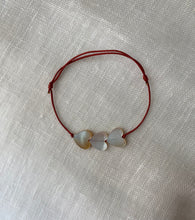 Load image into Gallery viewer, Multiple pearly heart bracelet
