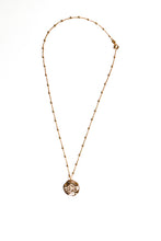 Load image into Gallery viewer, Collier Médaille Martelée Moyen modèle
