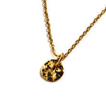 Charger l&#39;image dans la galerie, Collier à Petite Médaille Martelée
