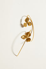 Charger l&#39;image dans la galerie, Boucles d’Oreilles Fleur d’hortensia tiges
