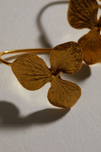 Charger l&#39;image dans la galerie, Boucles d’Oreilles Fleur d’hortensia tiges
