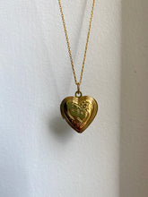 Load image into Gallery viewer, Collier 2 Cœurs vintage réédition
