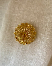 Charger l&#39;image dans la galerie, Broche fleur Carole vintage
