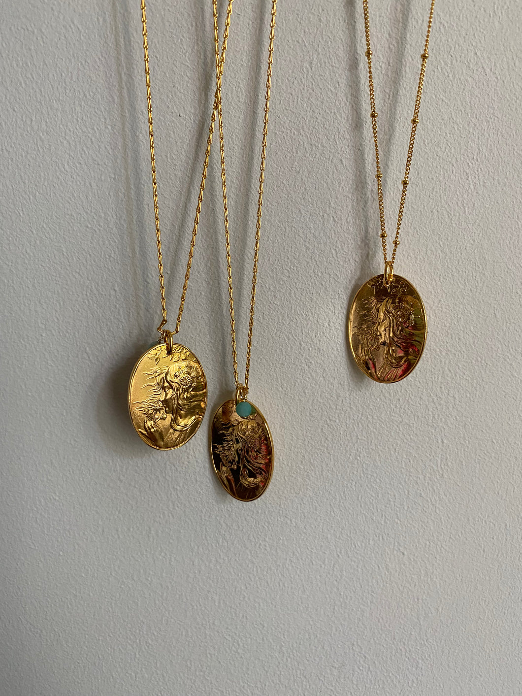Collier Olivia
