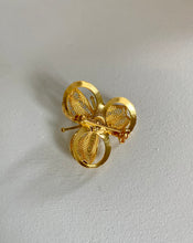 Load image into Gallery viewer, Broche fleur vintage Francoise

